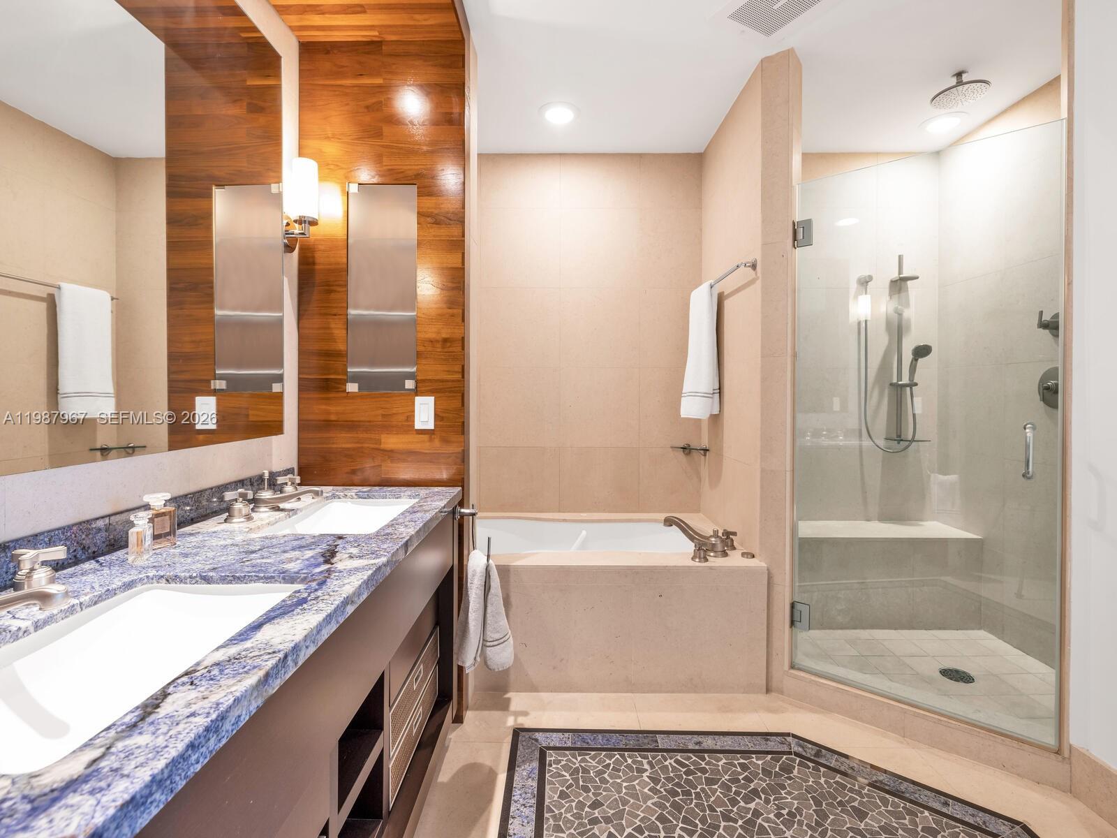 image The Carillon South Tower11