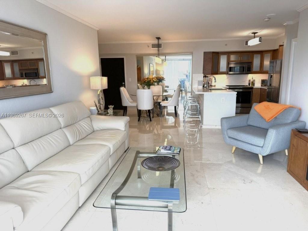 90 Alton Rd #803 Miami Beach, FL 33139