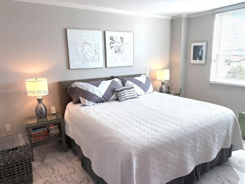 90 Alton Rd #803 Miami Beach, FL 33139