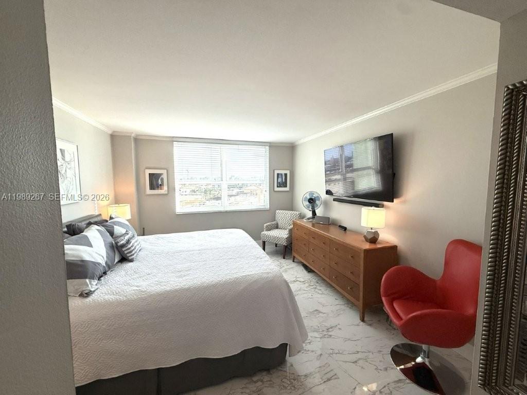 90 Alton Rd #803 Miami Beach, FL 33139