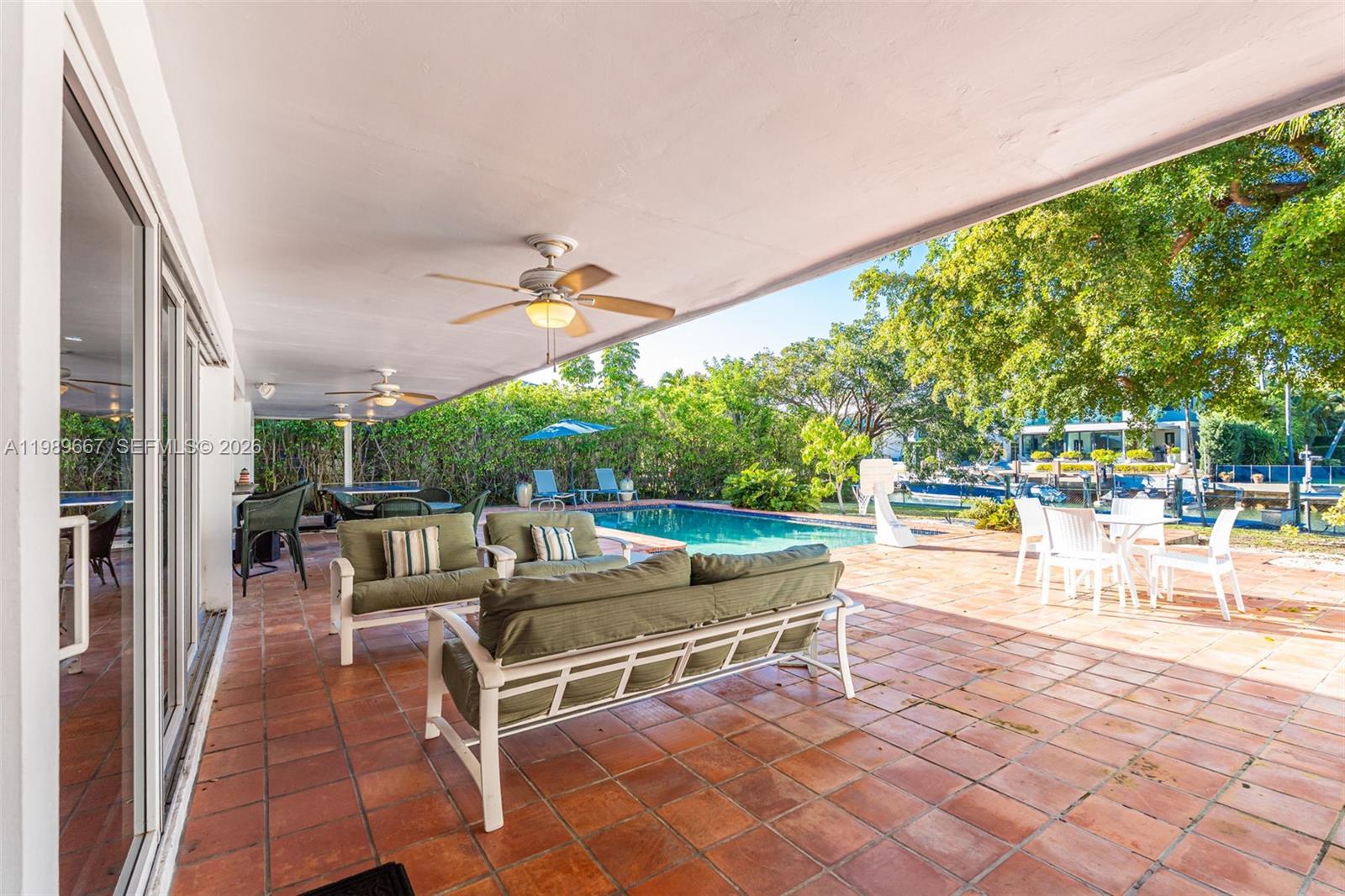 221 Knollwood Dr Key Biscayne, FL 33149