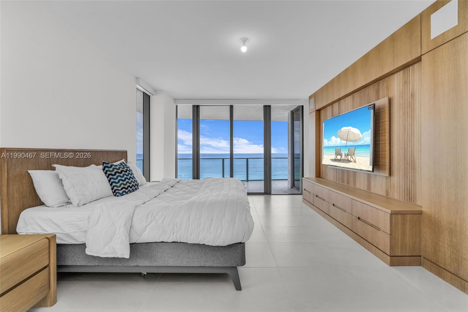 1116 N Ocean Blvd #1106 Pompano Beach, FL 33062