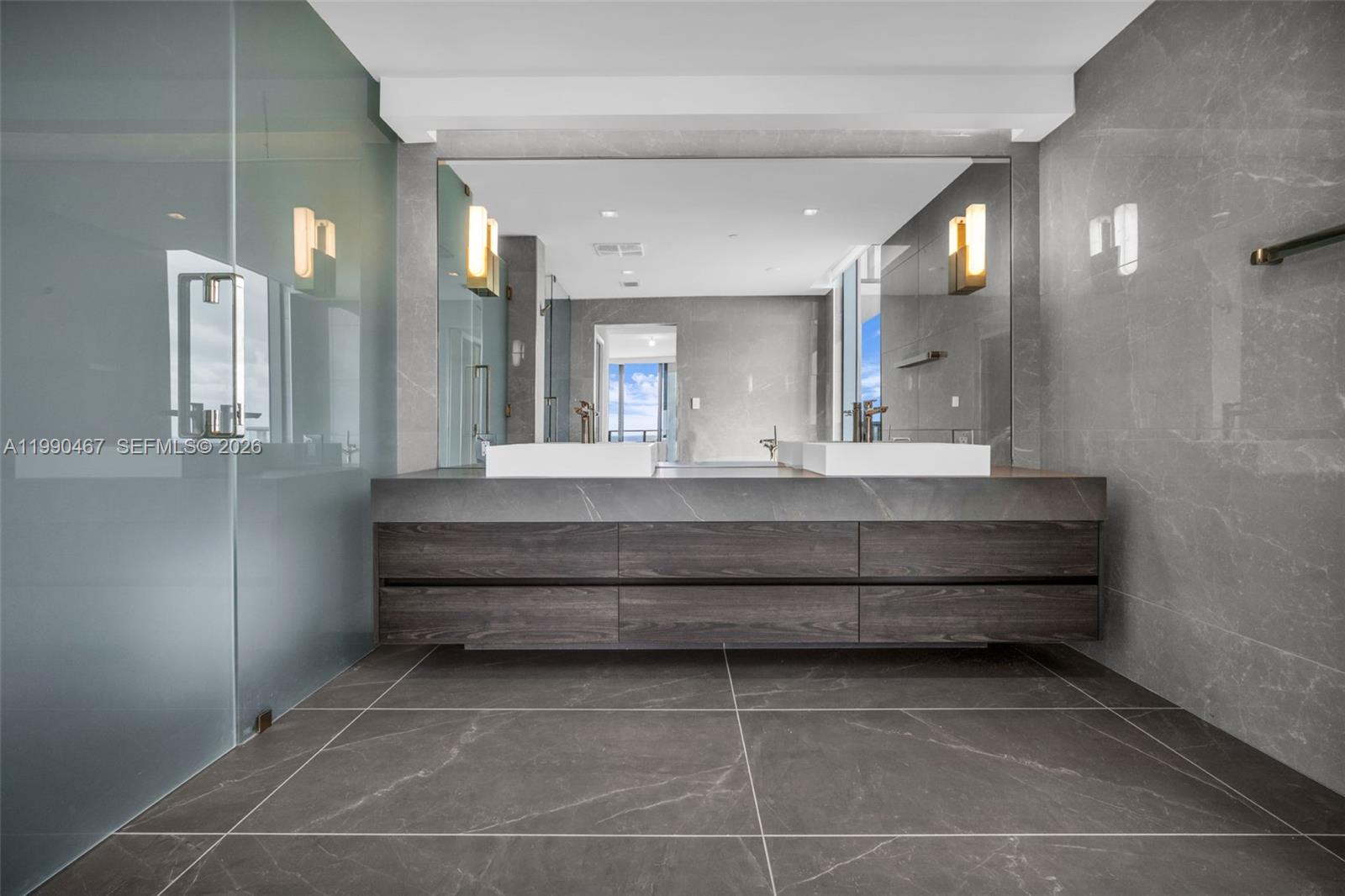 1116 N Ocean Blvd #1106 Pompano Beach, FL 33062