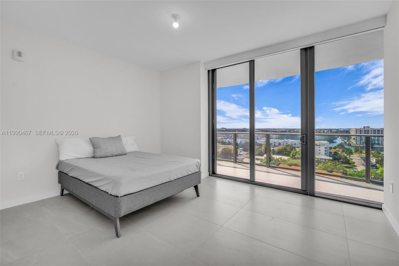 1116 N Ocean Blvd #1106 Pompano Beach, FL 33062