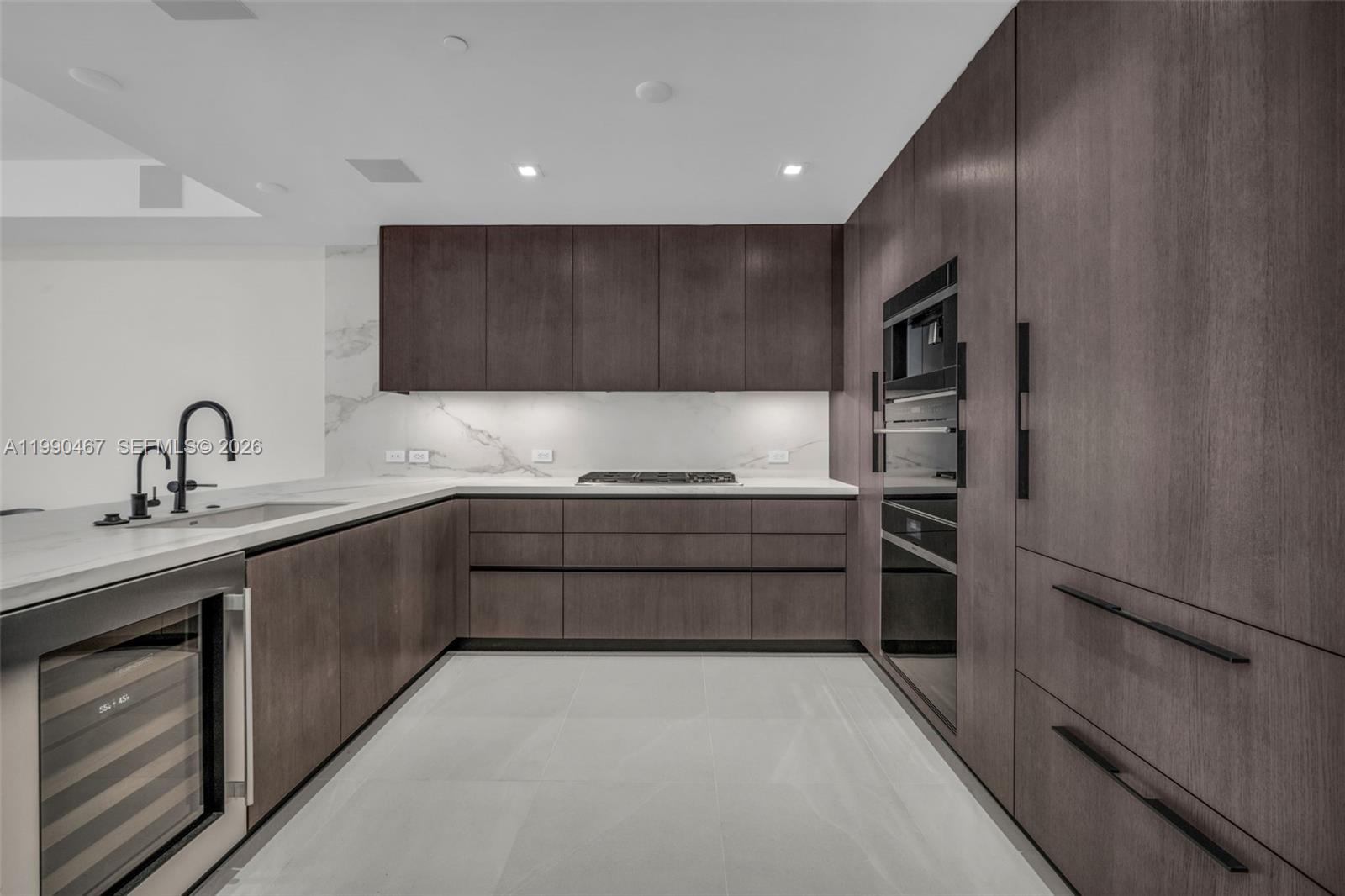 1116 N Ocean Blvd #1106 Pompano Beach, FL 33062