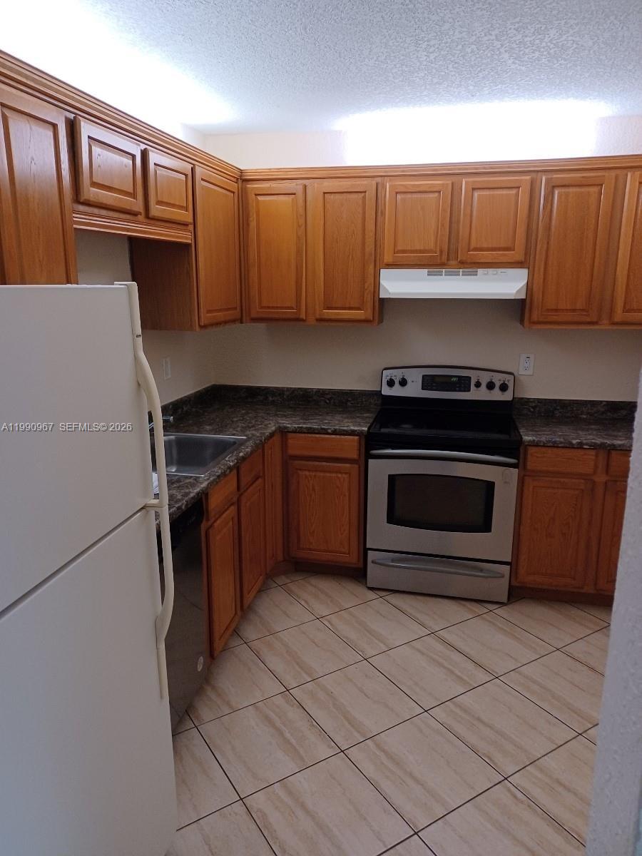 1800 SW 81st Ave #1203 North Lauderdale, FL 33068