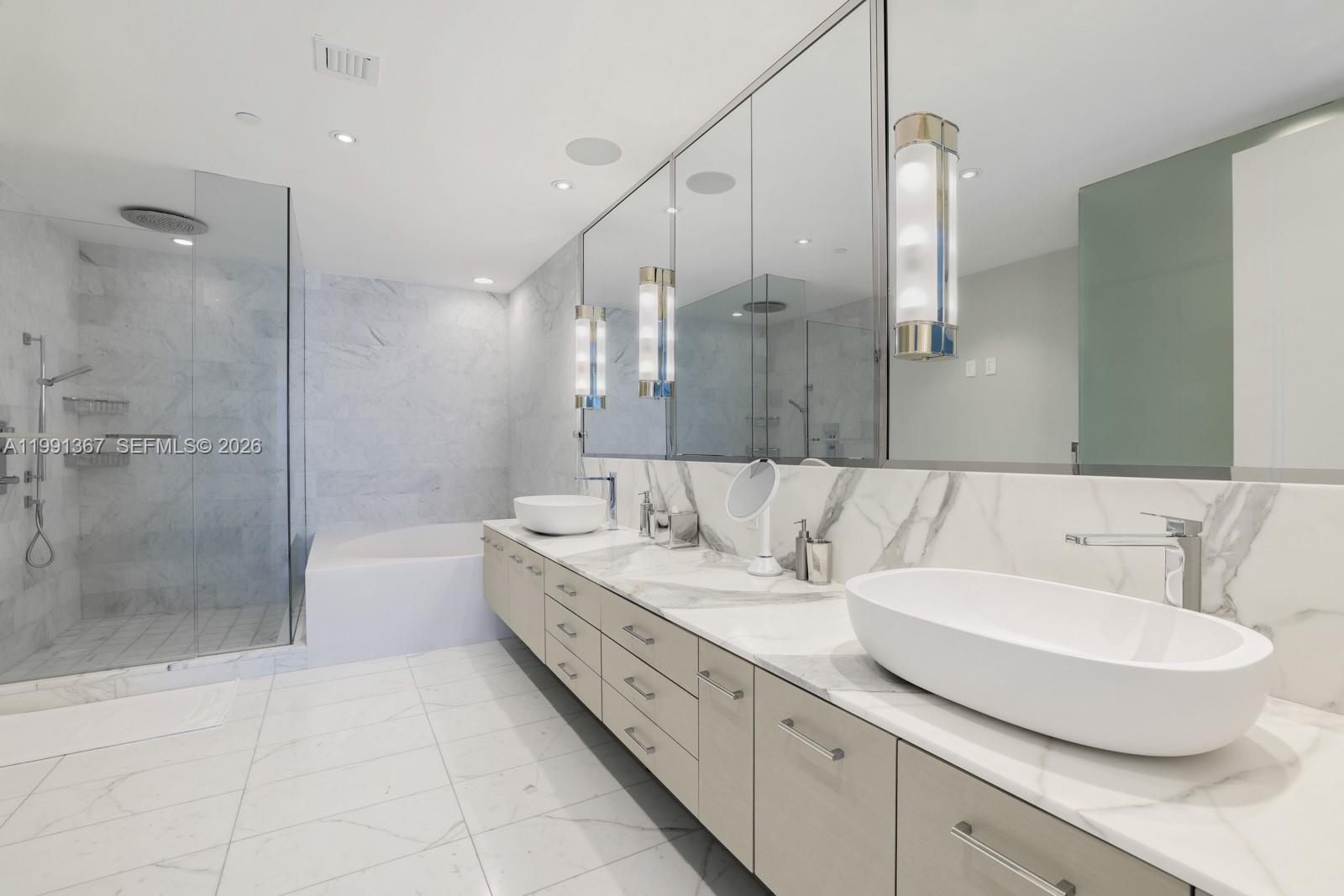 10203 Collins Ave #1702 Bal Harbour, FL 33154