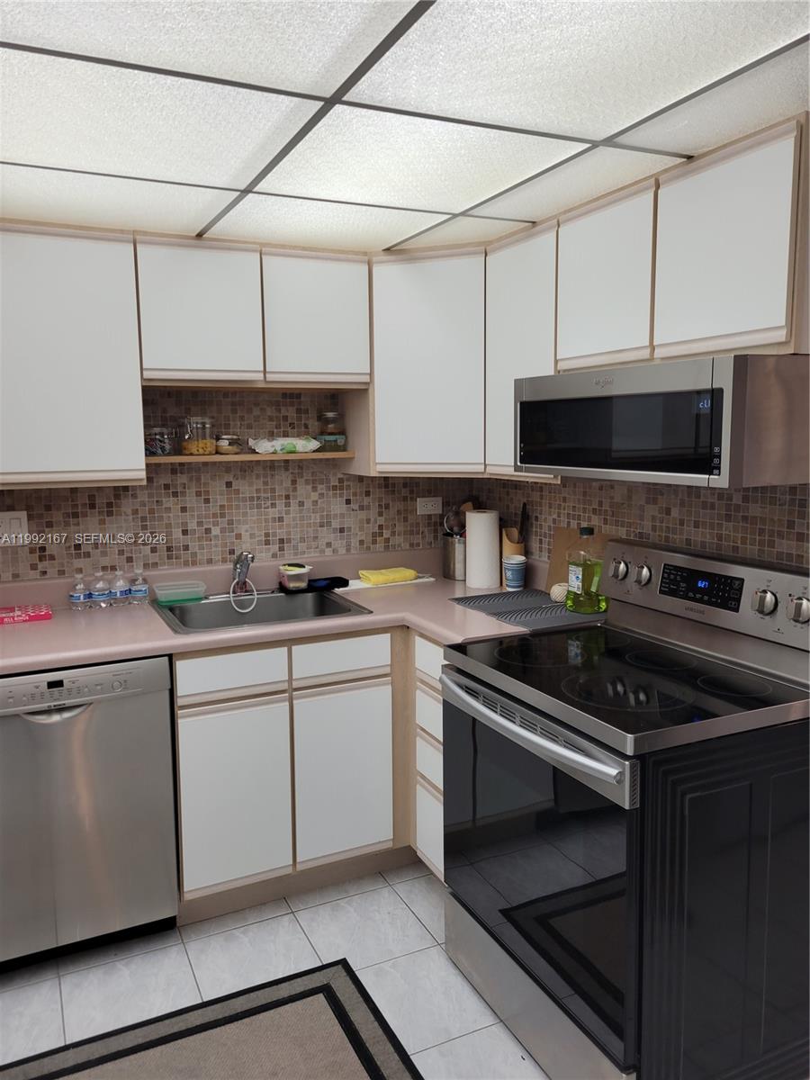 251 174th St #1208 Sunny Isles Beach, FL 33160