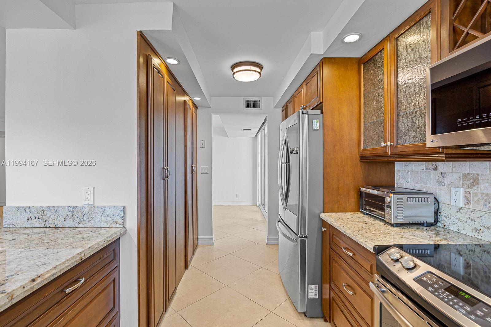 1360 S Ocean Blvd #1605 Pompano Beach, FL 33062