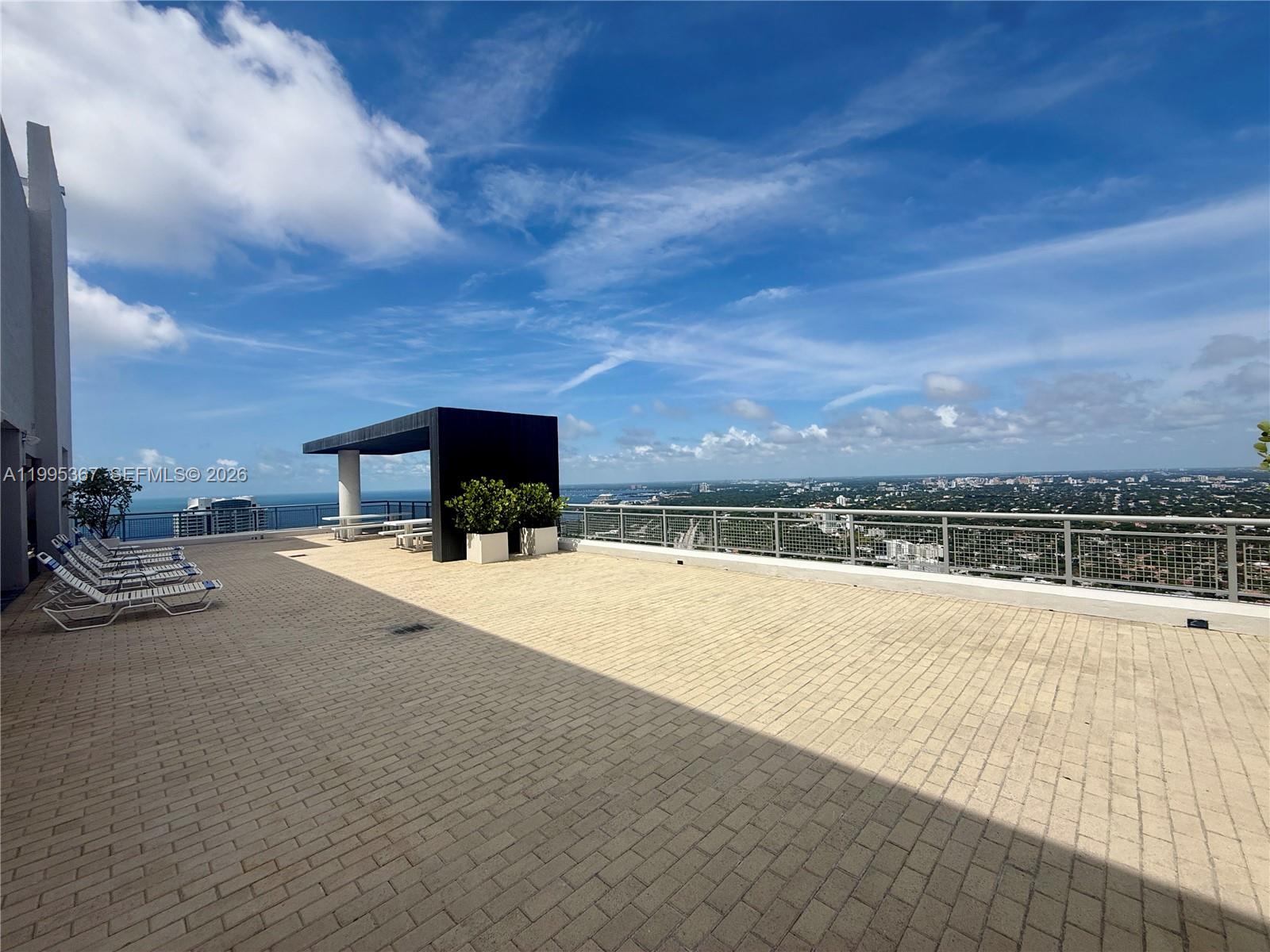 image Infinity at Brickell22