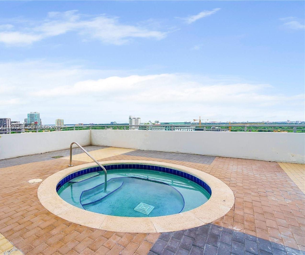 image Infinity at Brickell24
