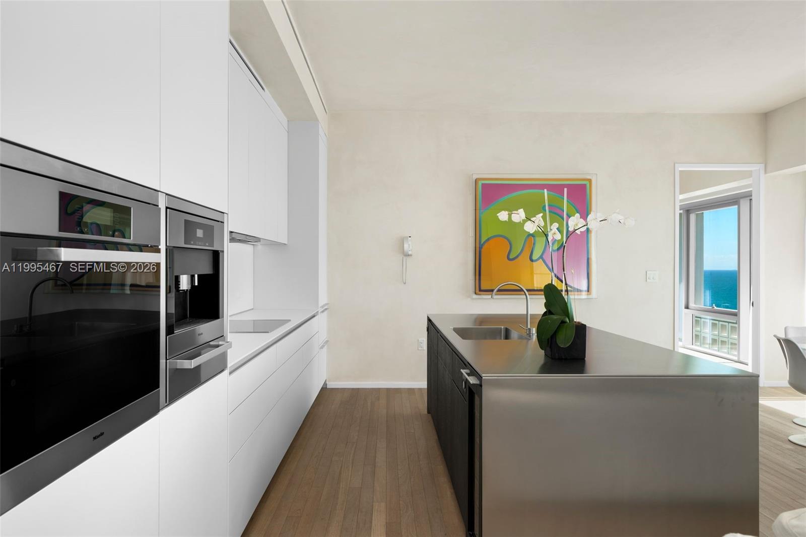 image The Residences at The Miami Beach EDITION5