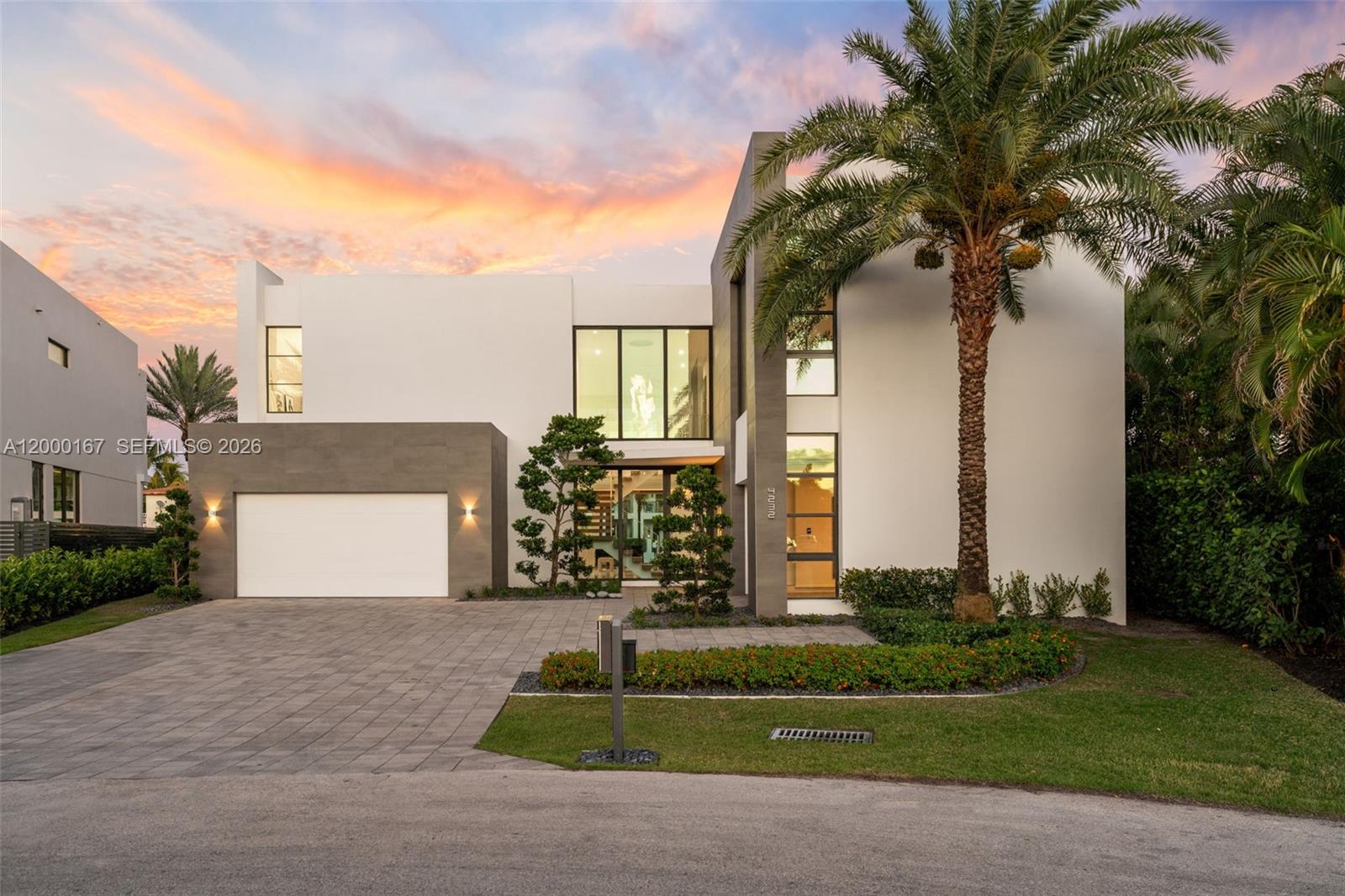 4232 E Tradewinds Ave Lauderdale By The Sea, FL 33308