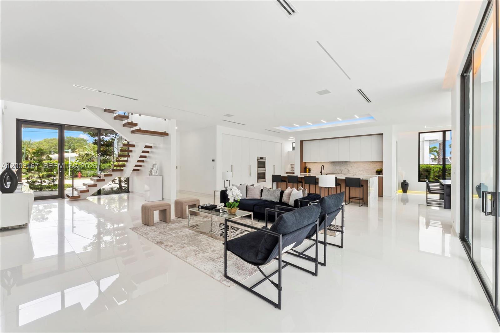 4232 E Tradewinds Ave Lauderdale By The Sea, FL 33308