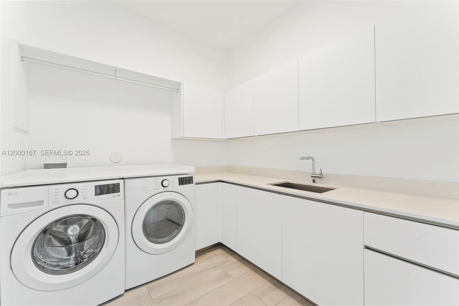 4232 E Tradewinds Ave Lauderdale By The Sea, FL 33308