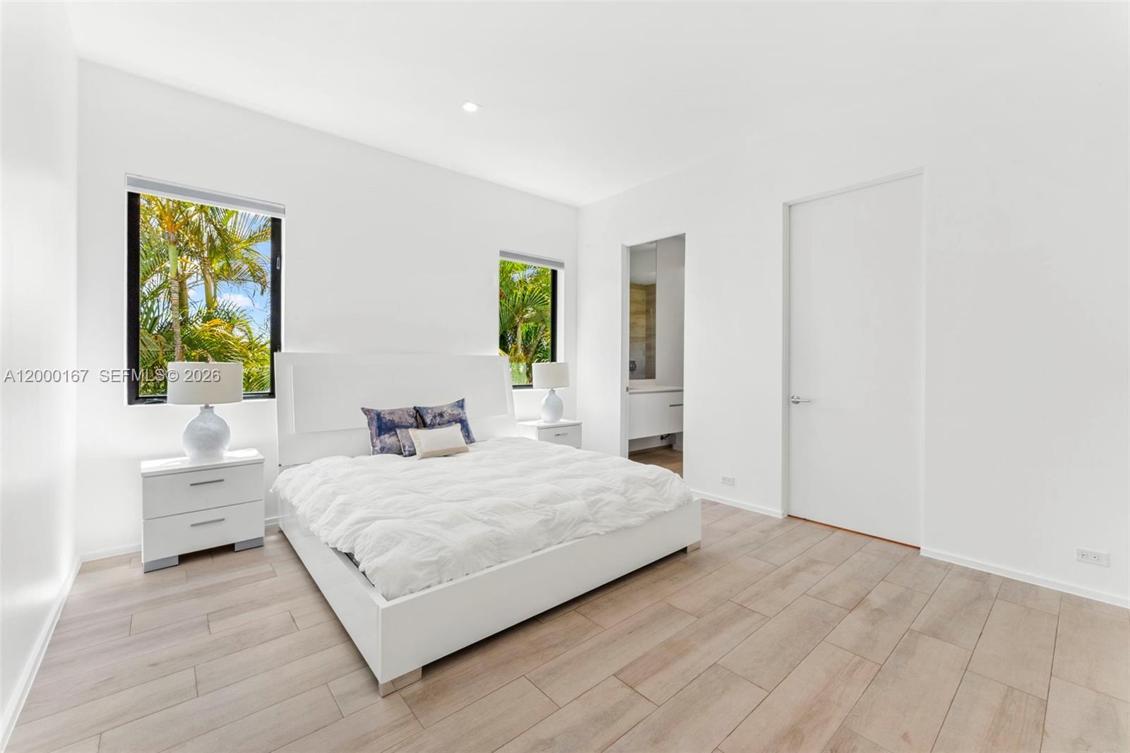 4232 E Tradewinds Ave Lauderdale By The Sea, FL 33308