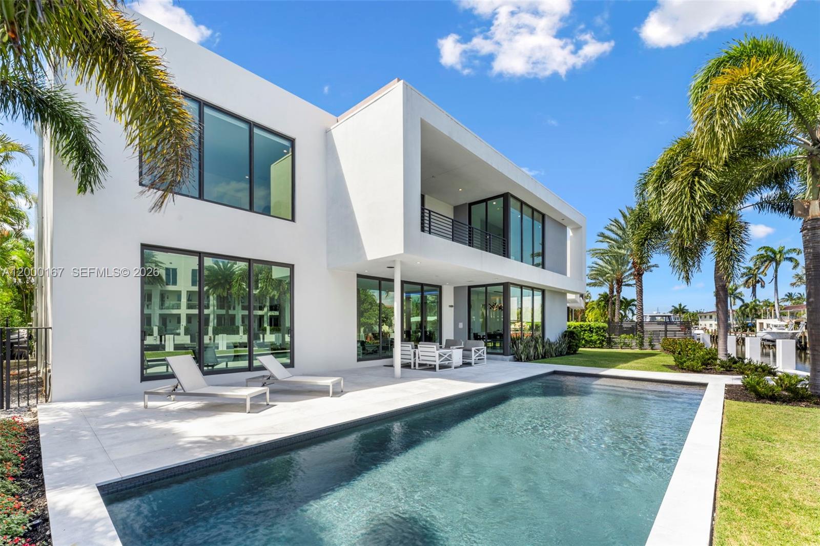 4232 E Tradewinds Ave Lauderdale By The Sea, FL 33308