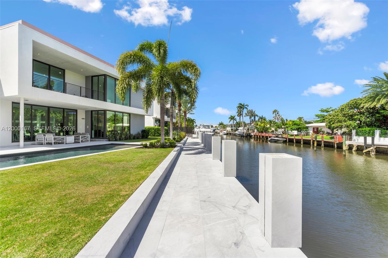 4232 E Tradewinds Ave Lauderdale By The Sea, FL 33308