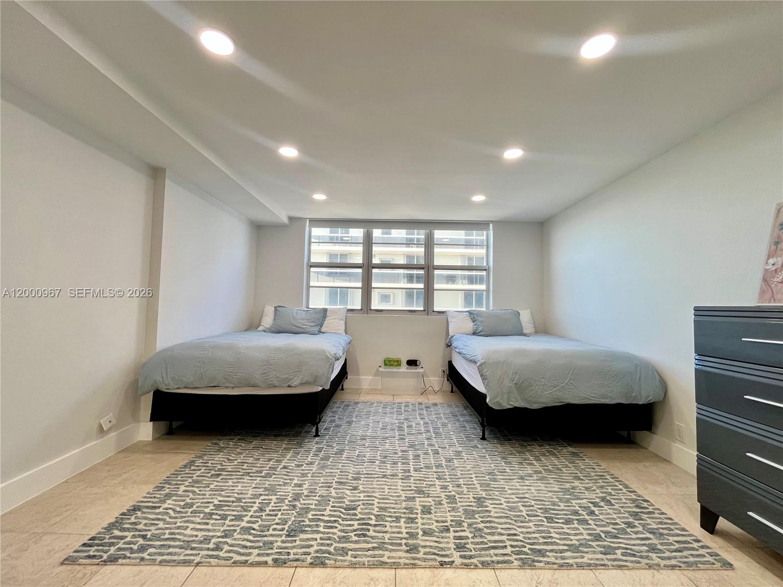 9511 Collins Ave #811 Surfside, FL 33154