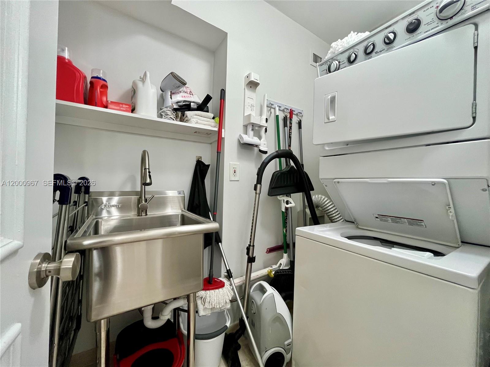 9511 Collins Ave #811 Surfside, FL 33154
