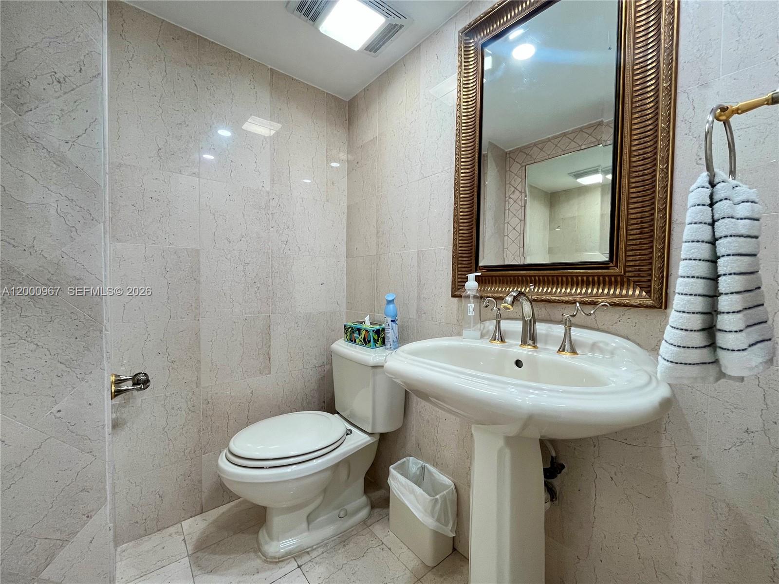9511 Collins Ave #811 Surfside, FL 33154
