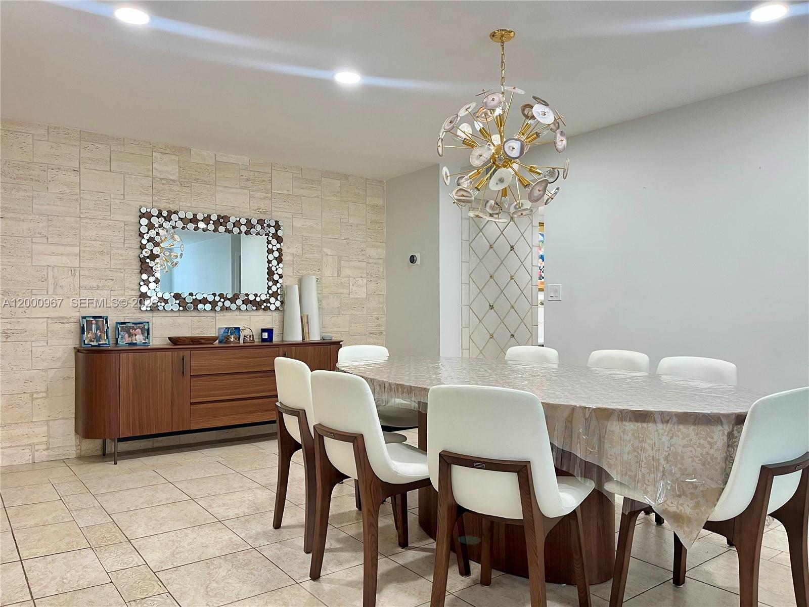 9511 Collins Ave #811 Surfside, FL 33154