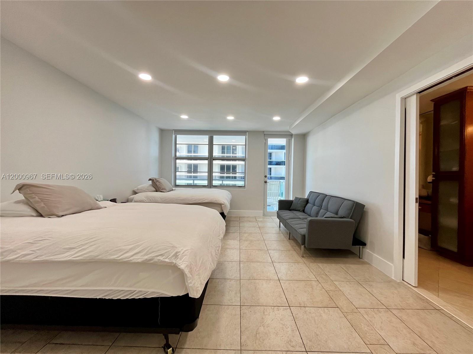 9511 Collins Ave #811 Surfside, FL 33154