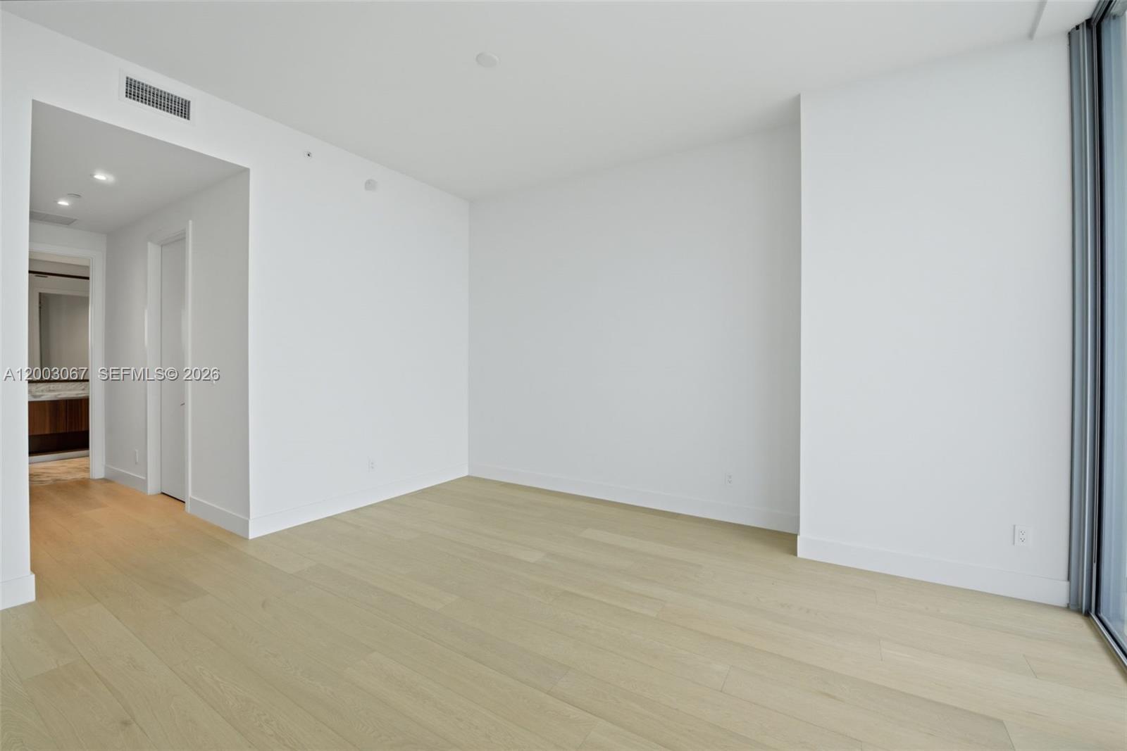 175 SE 25th Rd #3302 Miami, FL 33129