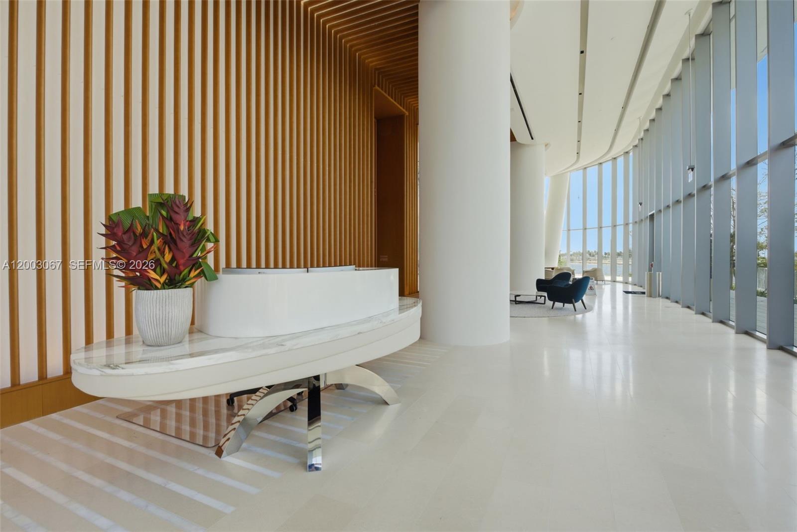 175 SE 25th Rd #3302 Miami, FL 33129