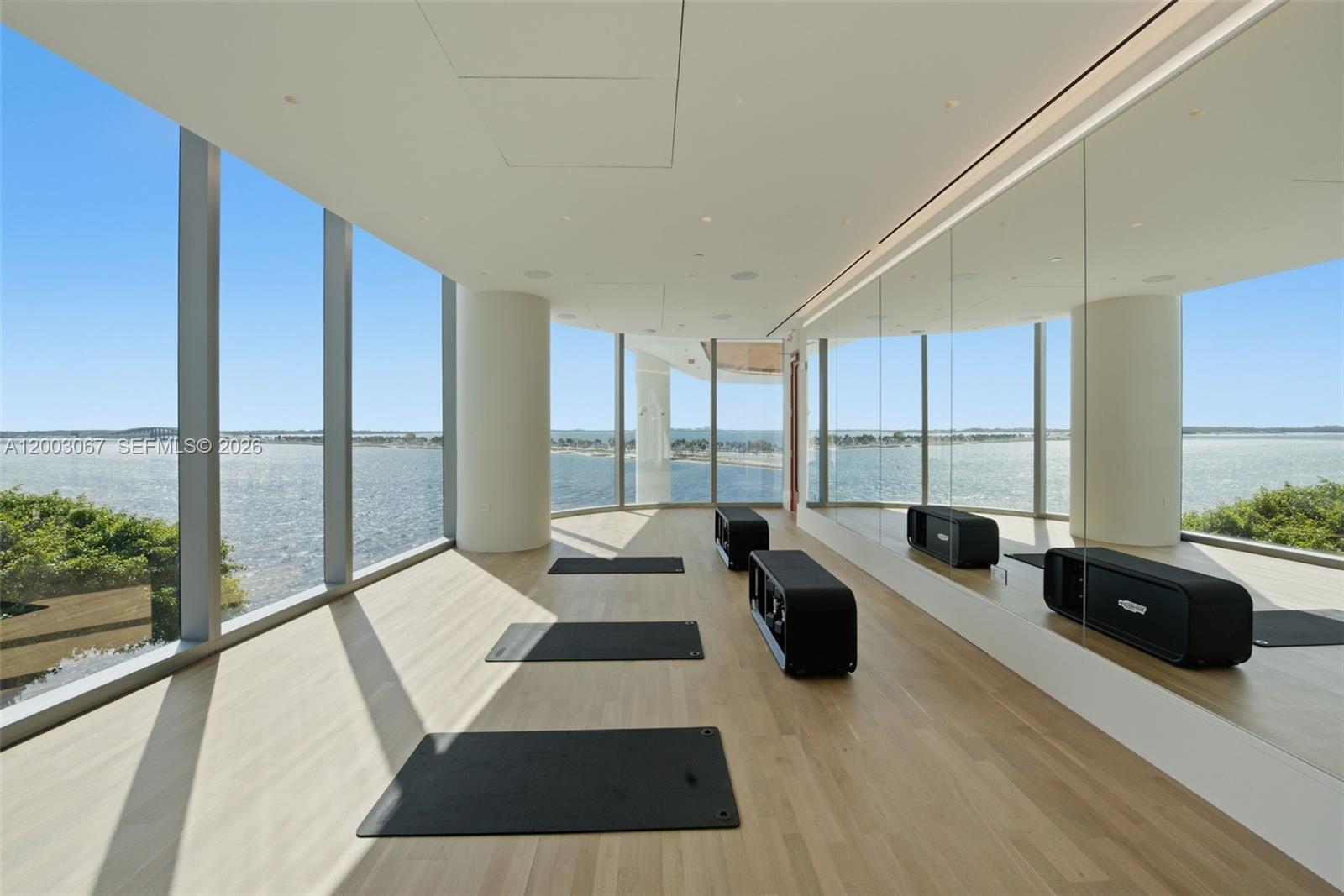 175 SE 25th Rd #3302 Miami, FL 33129