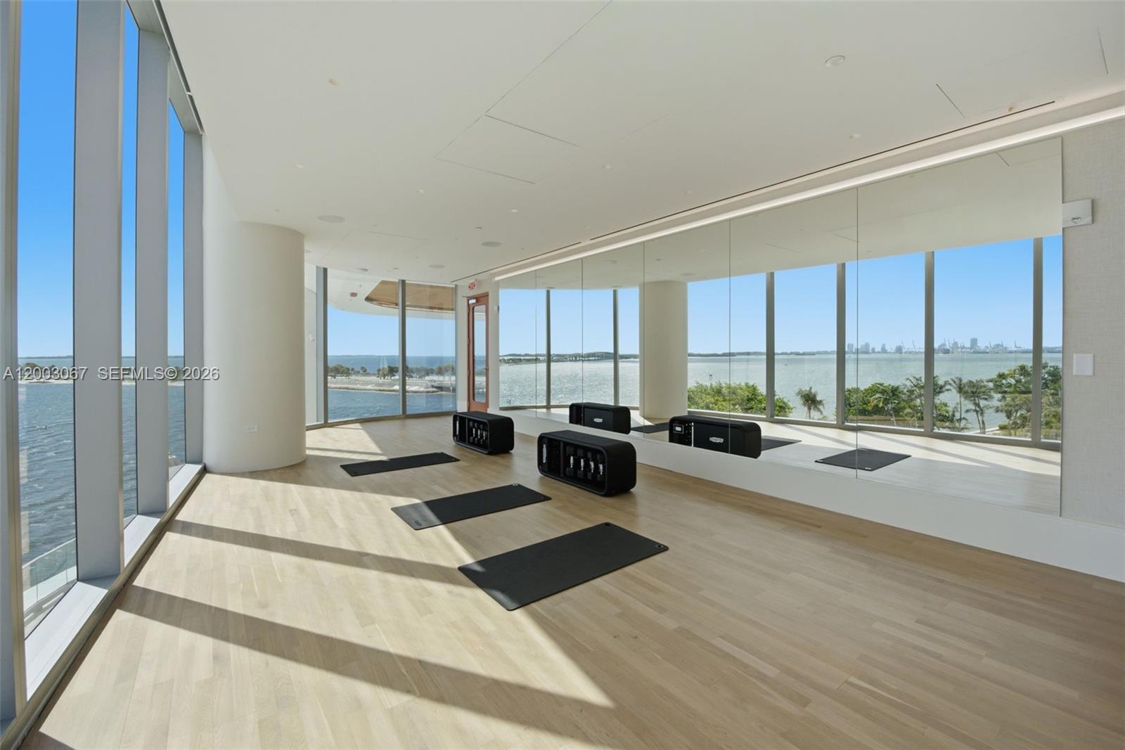 175 SE 25th Rd #3302 Miami, FL 33129