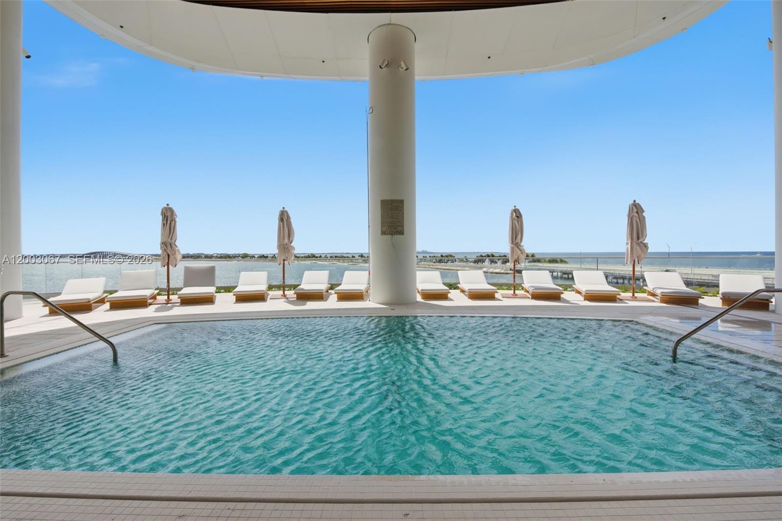 175 SE 25th Rd #3302 Miami, FL 33129