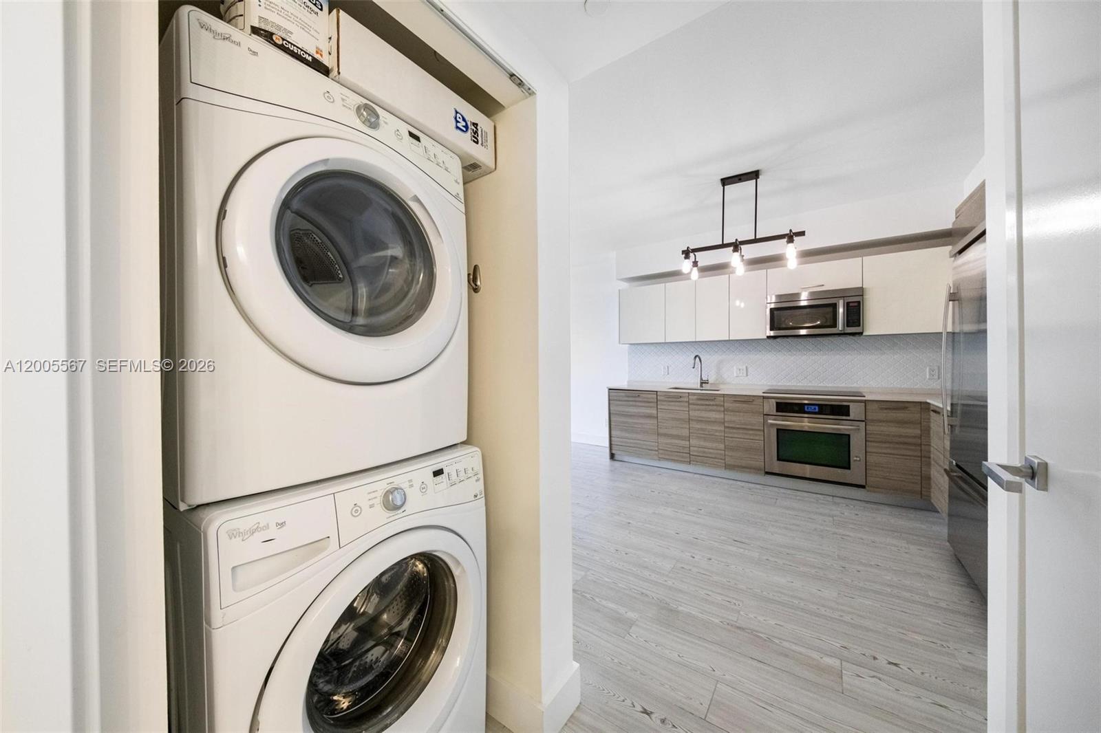 1300 Brickell Bay Dr #704 Miami, FL 33131