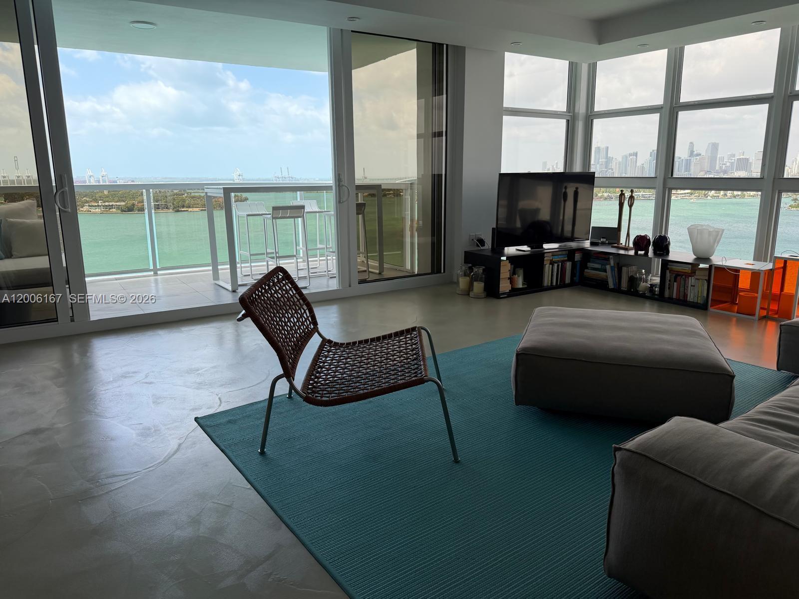 9 Island Ave #2207 Miami Beach, FL 33139