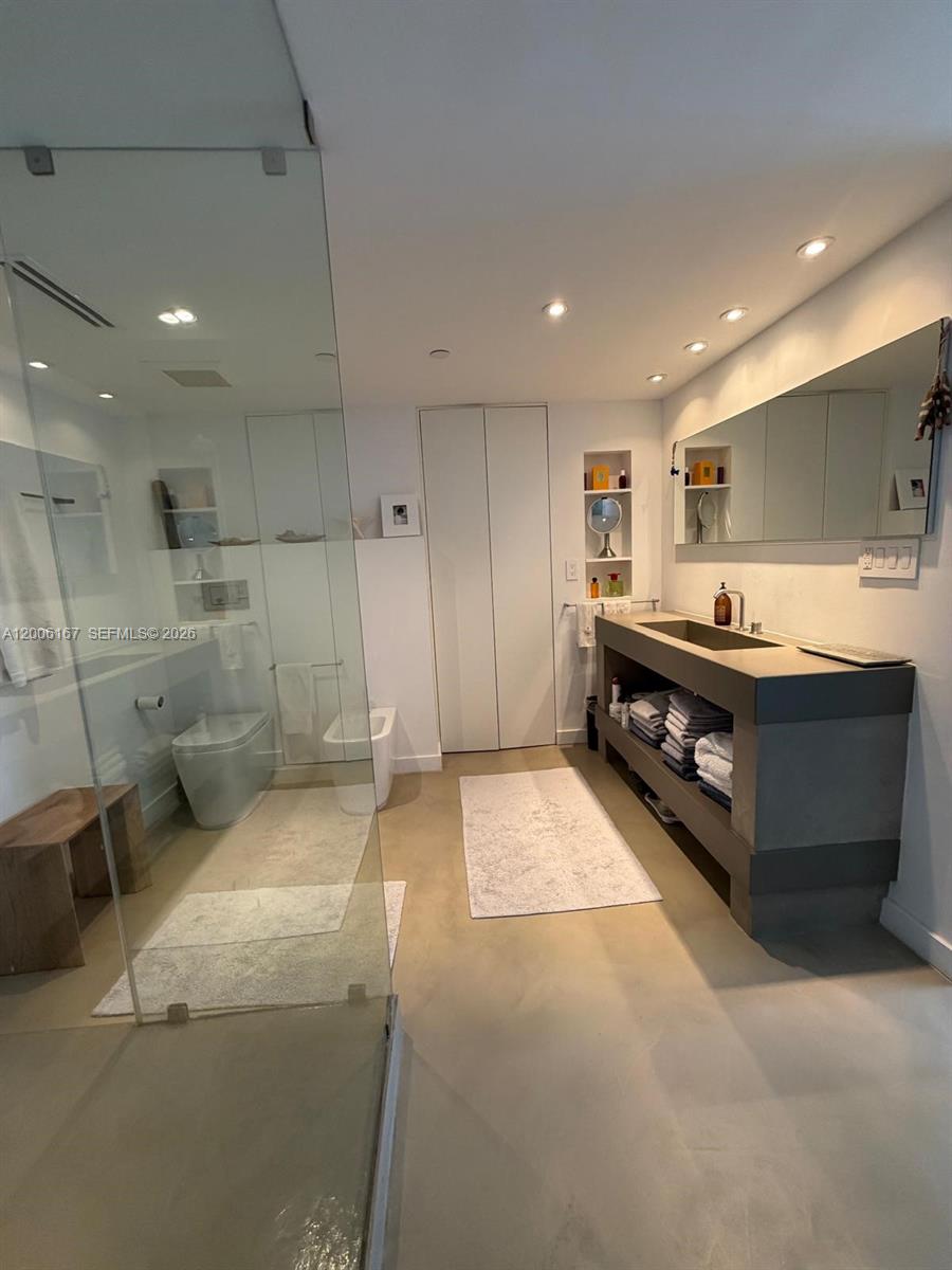 9 Island Ave #2207 Miami Beach, FL 33139