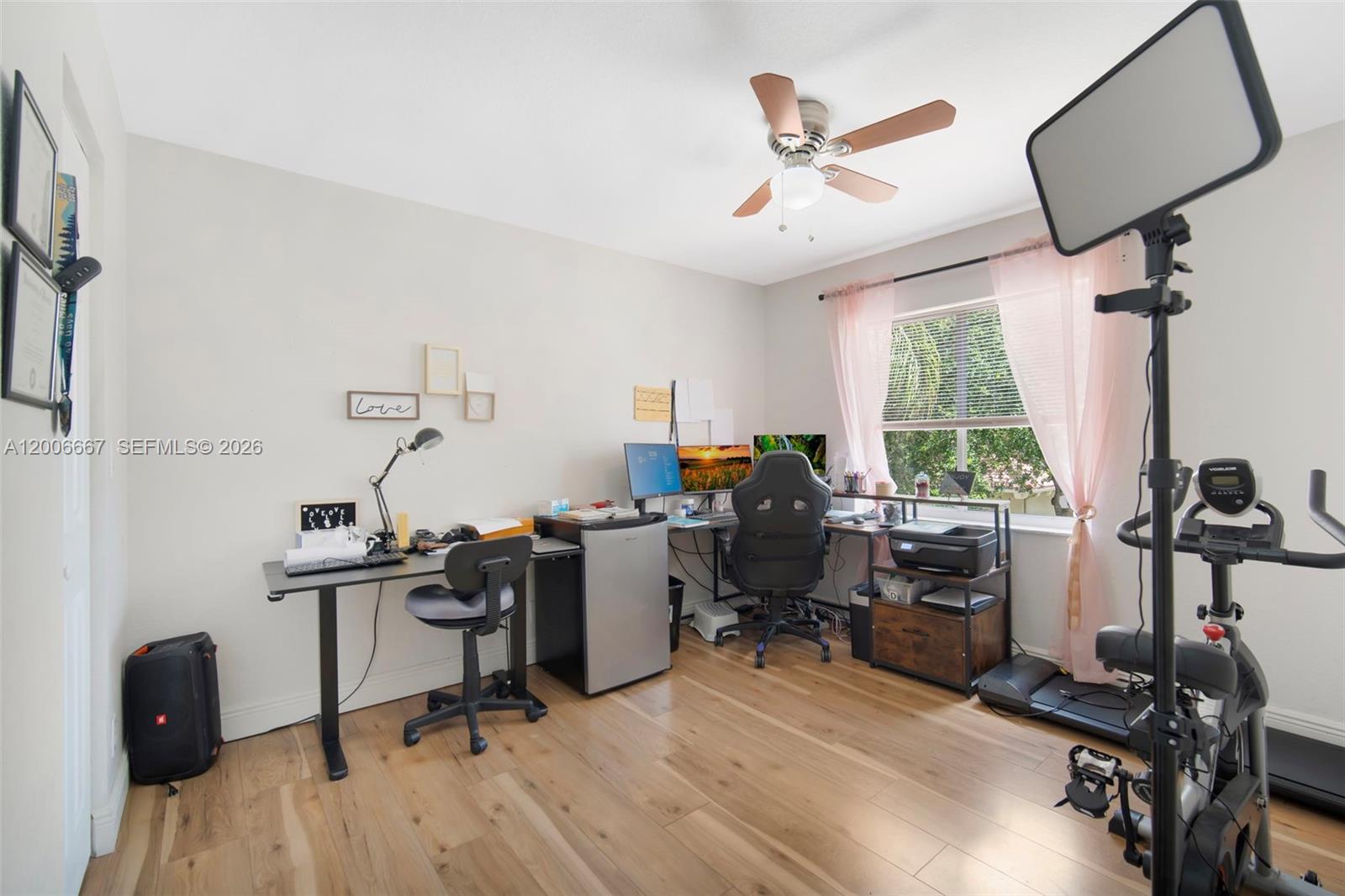 1225 Rosegate Blvd Riviera Beach, FL 33404