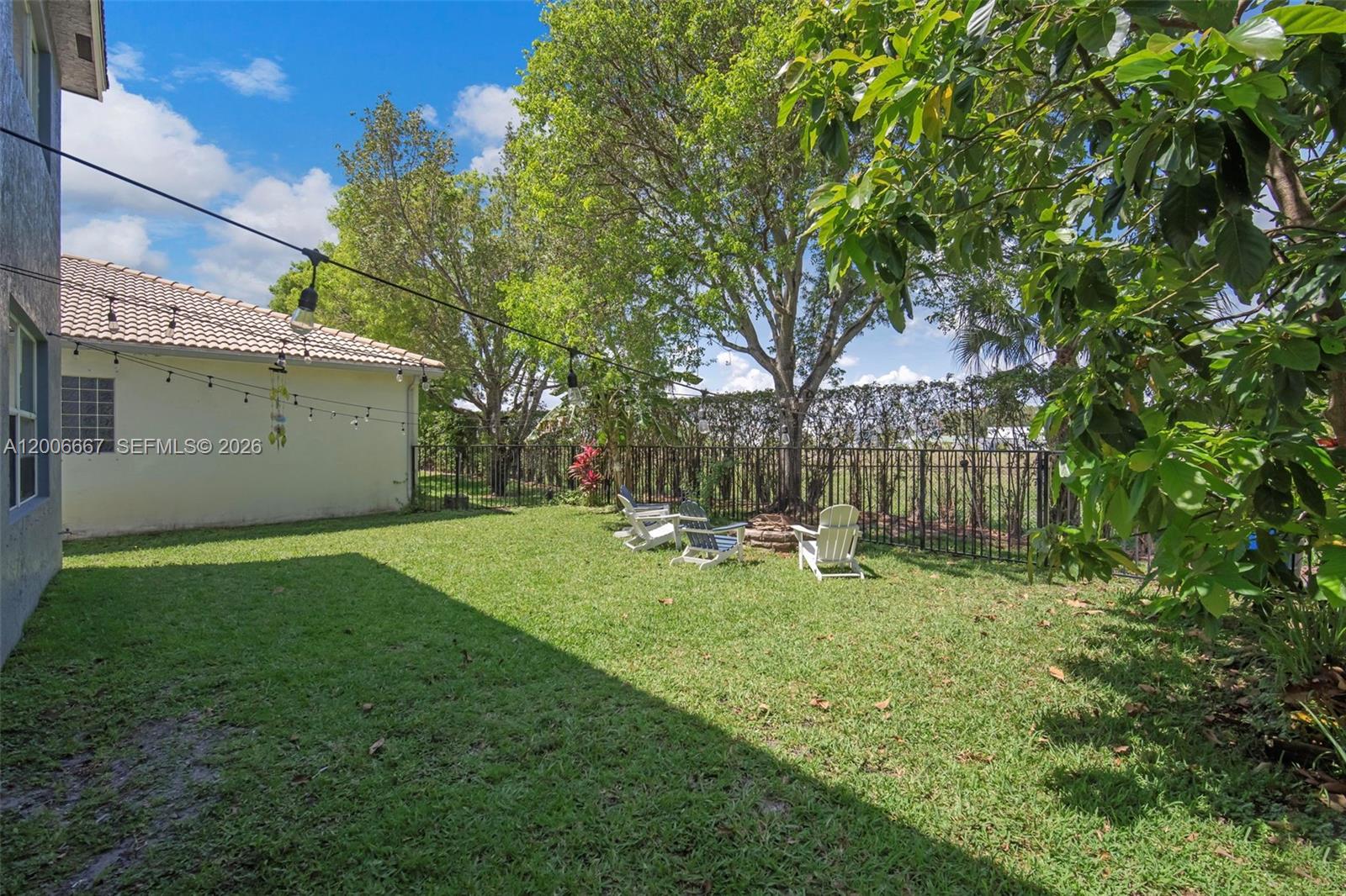 1225 Rosegate Blvd Riviera Beach, FL 33404