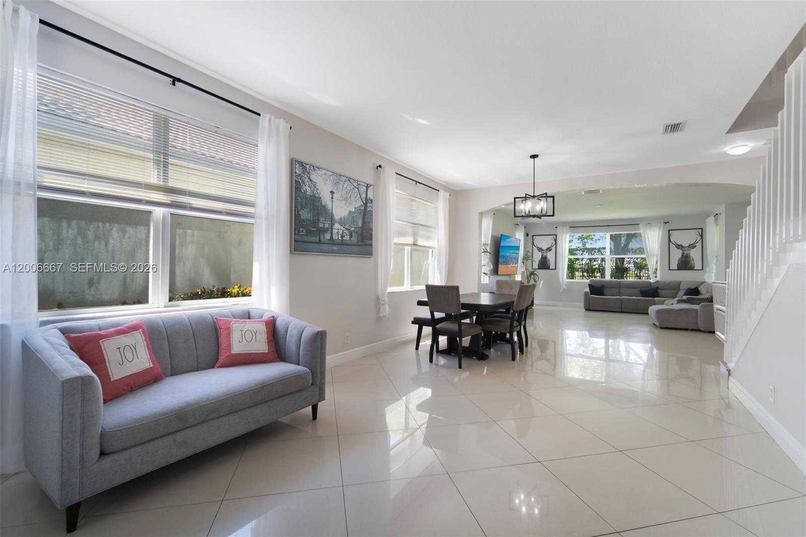 1225 Rosegate Blvd Riviera Beach, FL 33404