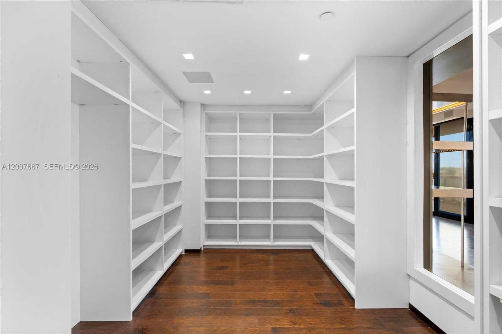 9999 Collins Ave #6J Bal Harbour, FL 33154