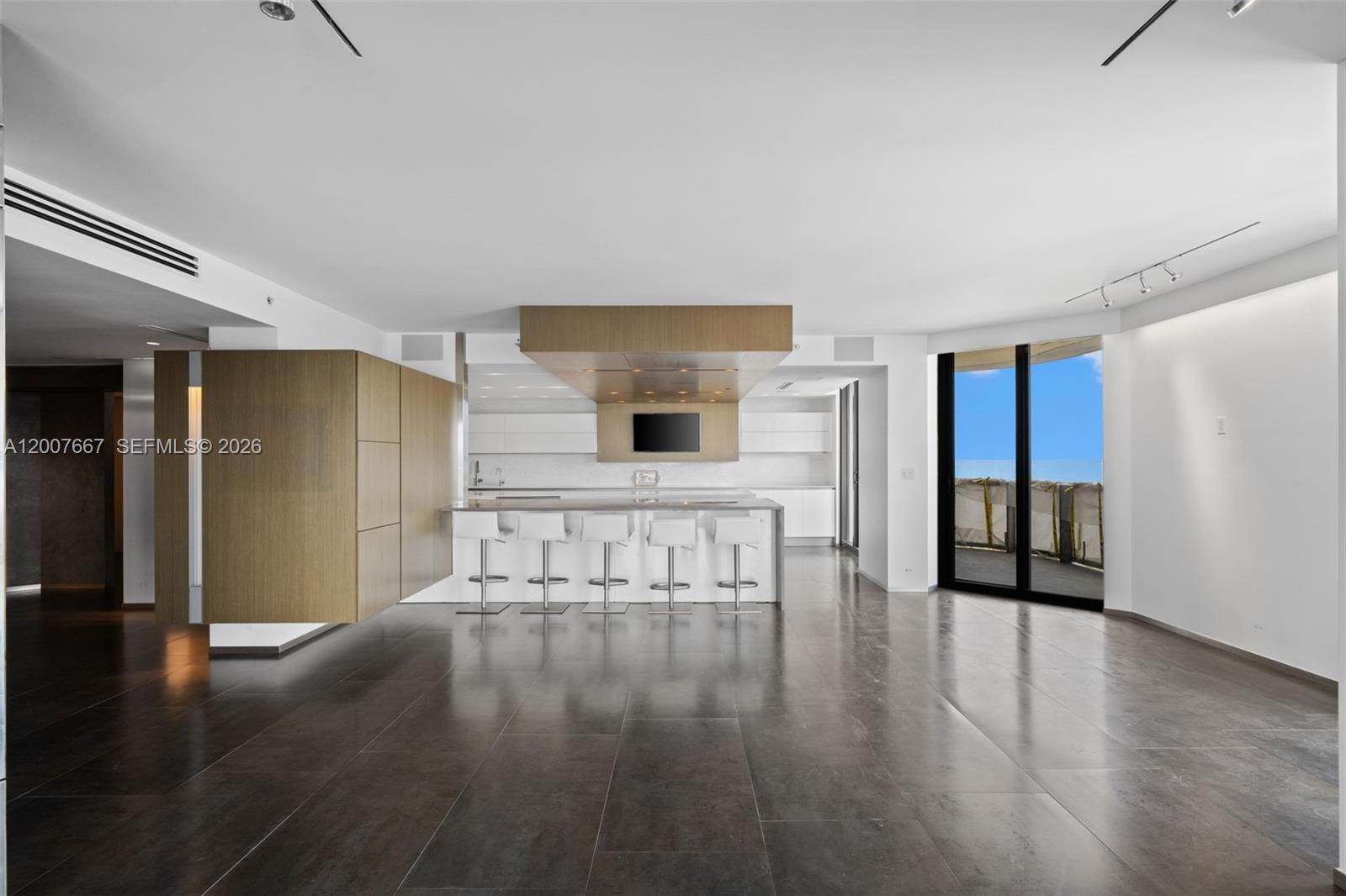 9999 Collins Ave #6J Bal Harbour, FL 33154