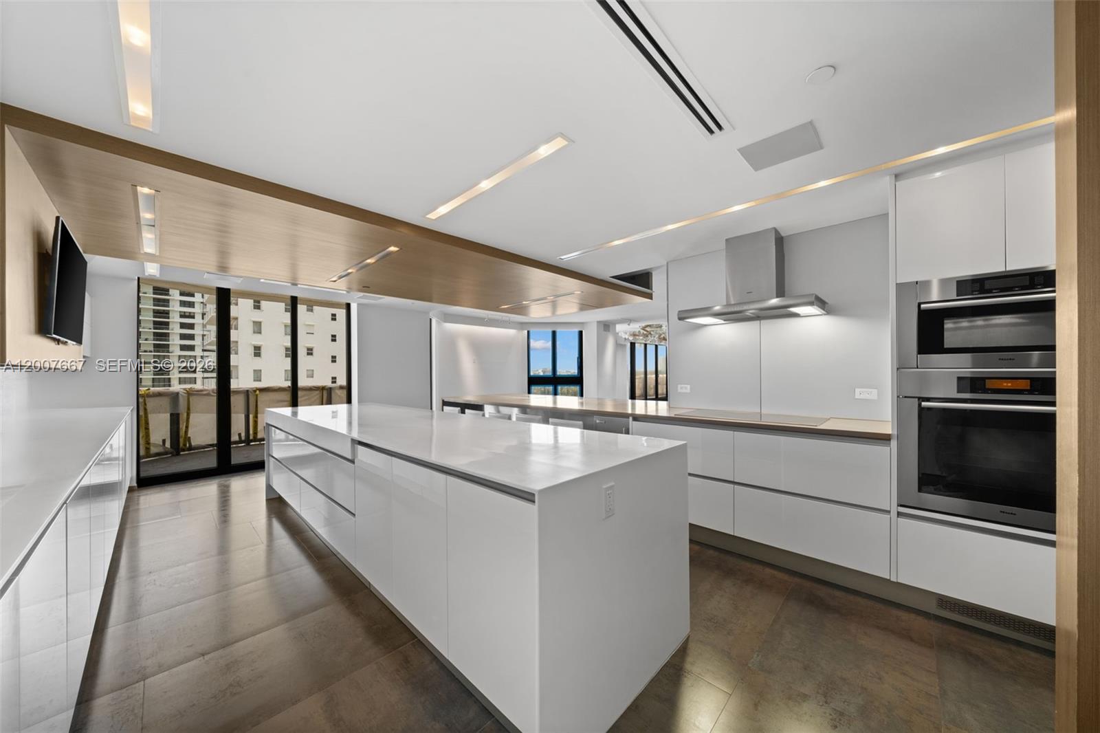9999 Collins Ave #6J Bal Harbour, FL 33154