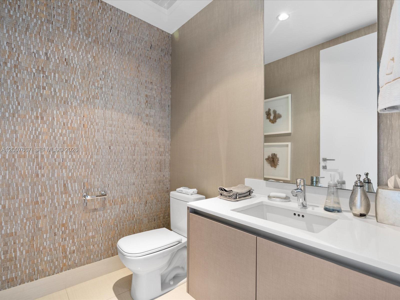 3250 NE 188th St #505 Aventura, FL 33180