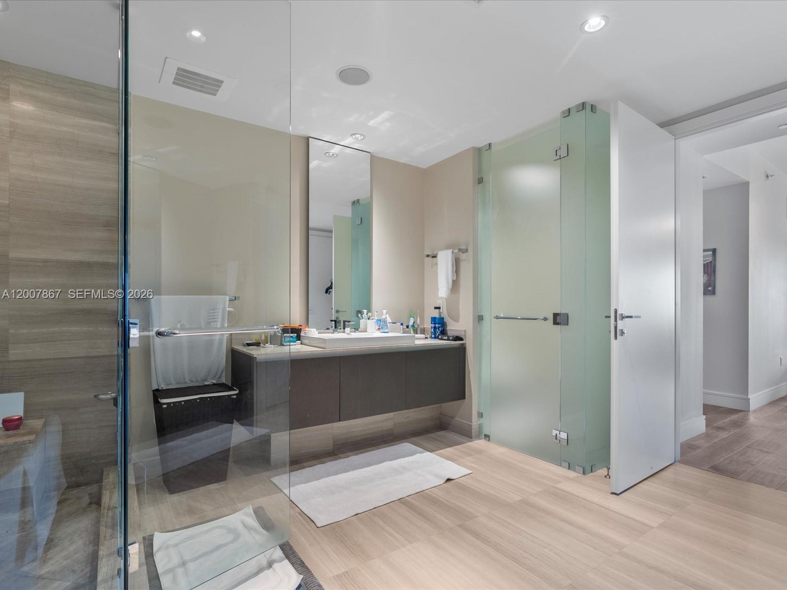 3250 NE 188th St #505 Aventura, FL 33180