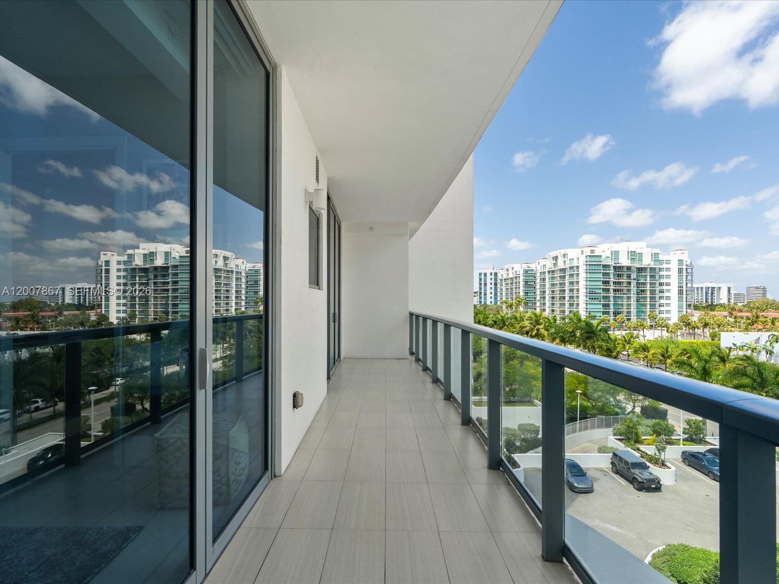 3250 NE 188th St #505 Aventura, FL 33180