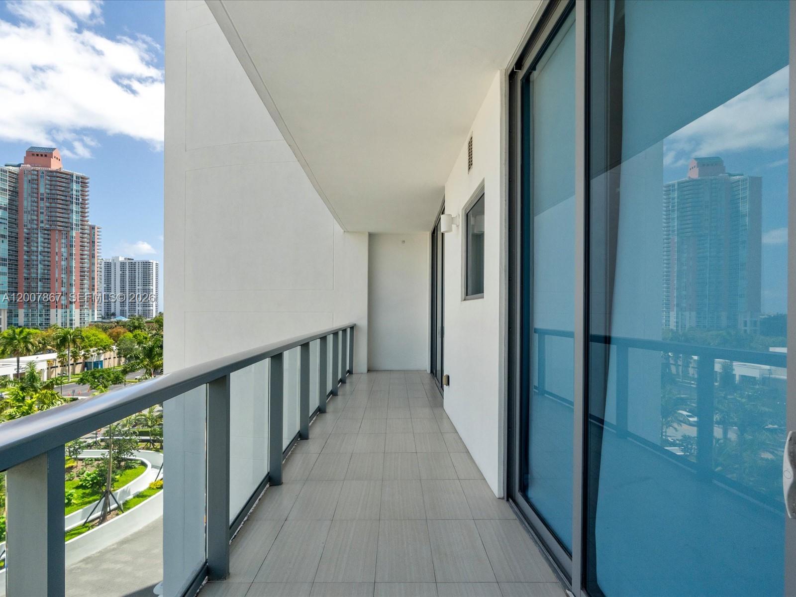 3250 NE 188th St #505 Aventura, FL 33180