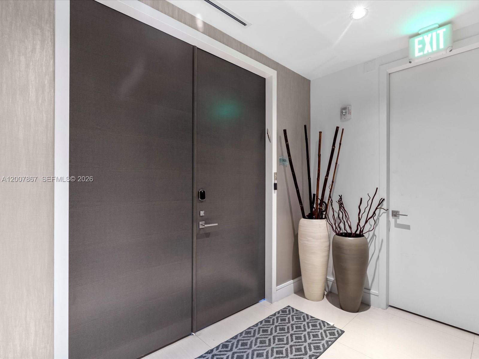 3250 NE 188th St #505 Aventura, FL 33180