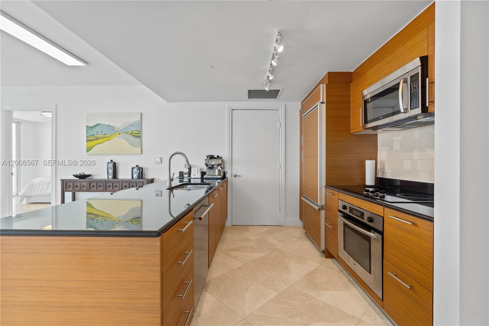 image 50 Biscayne32