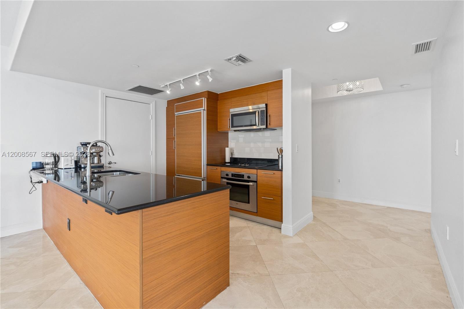 image 50 Biscayne35