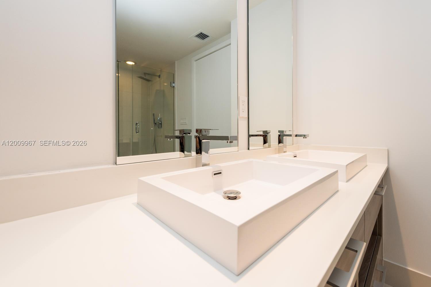 image Dua Miami (SLS Brickell)24