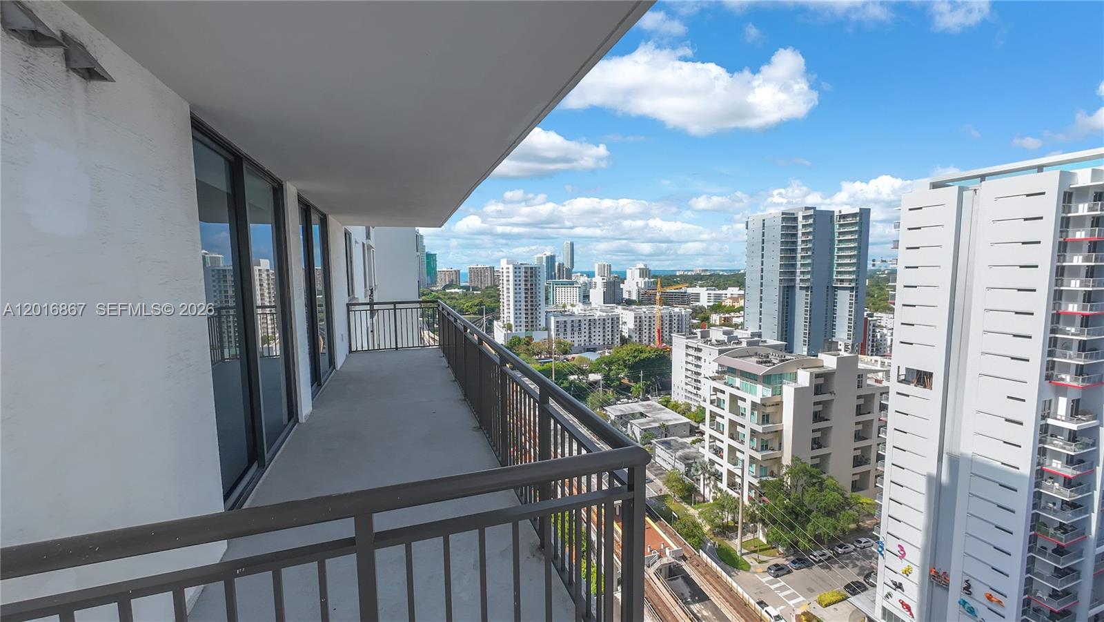 999 SW 1st Ave #2009 Miami, FL 33130